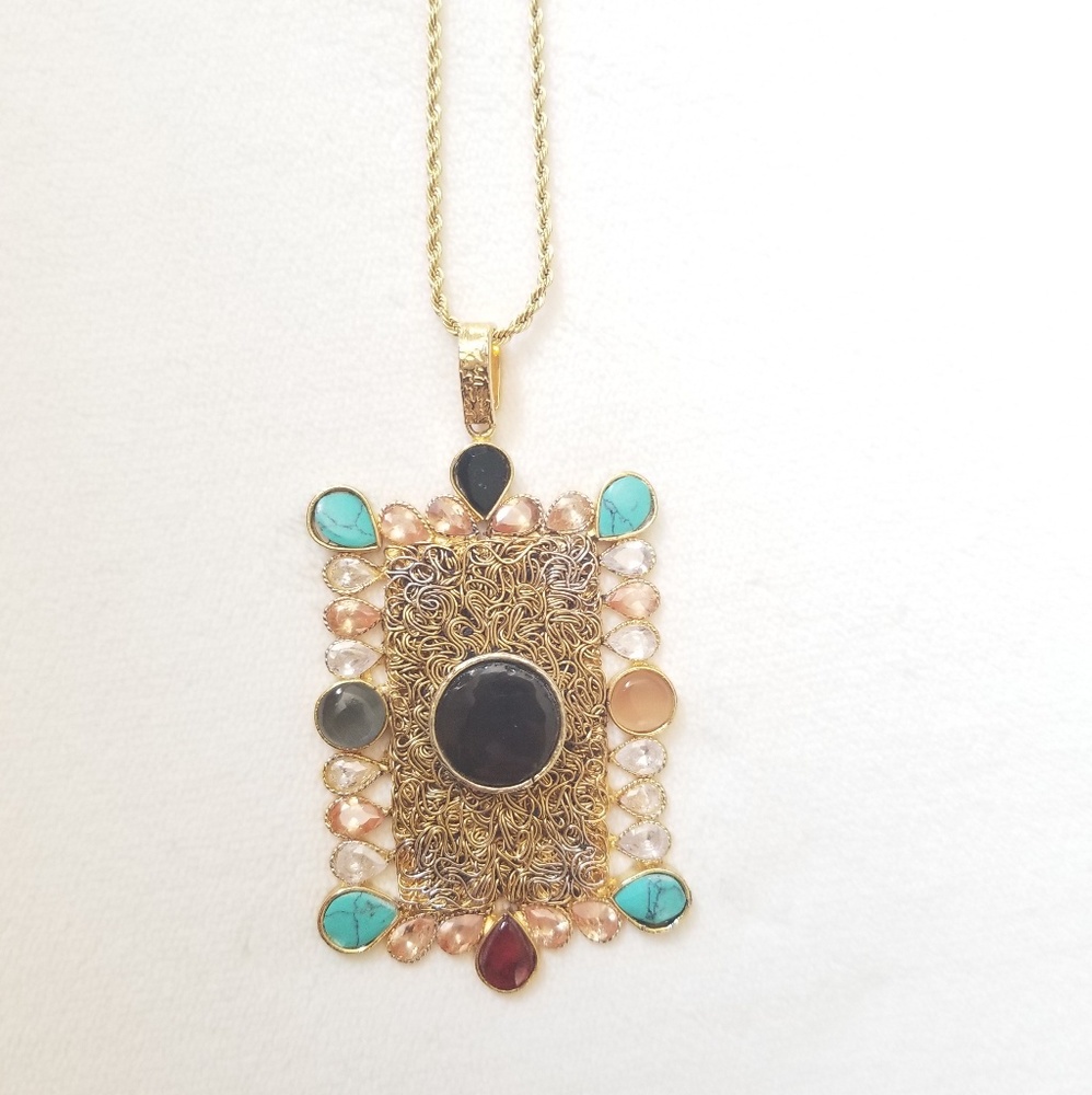 Traditional neck piece (mala)